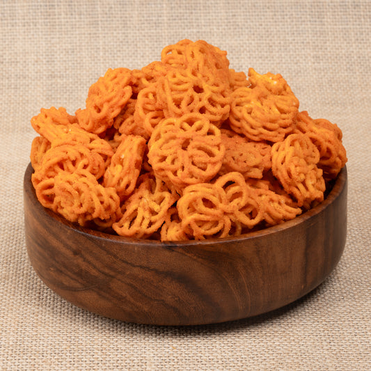 Cheese chilli chakri